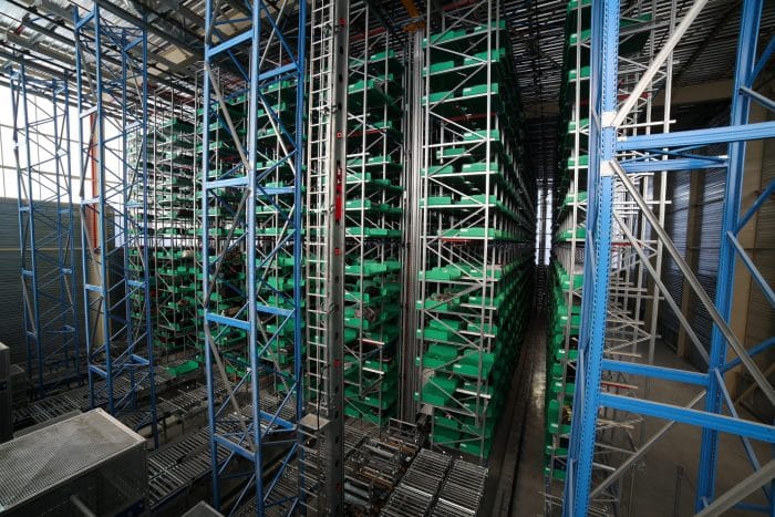 early bag store stacker crane