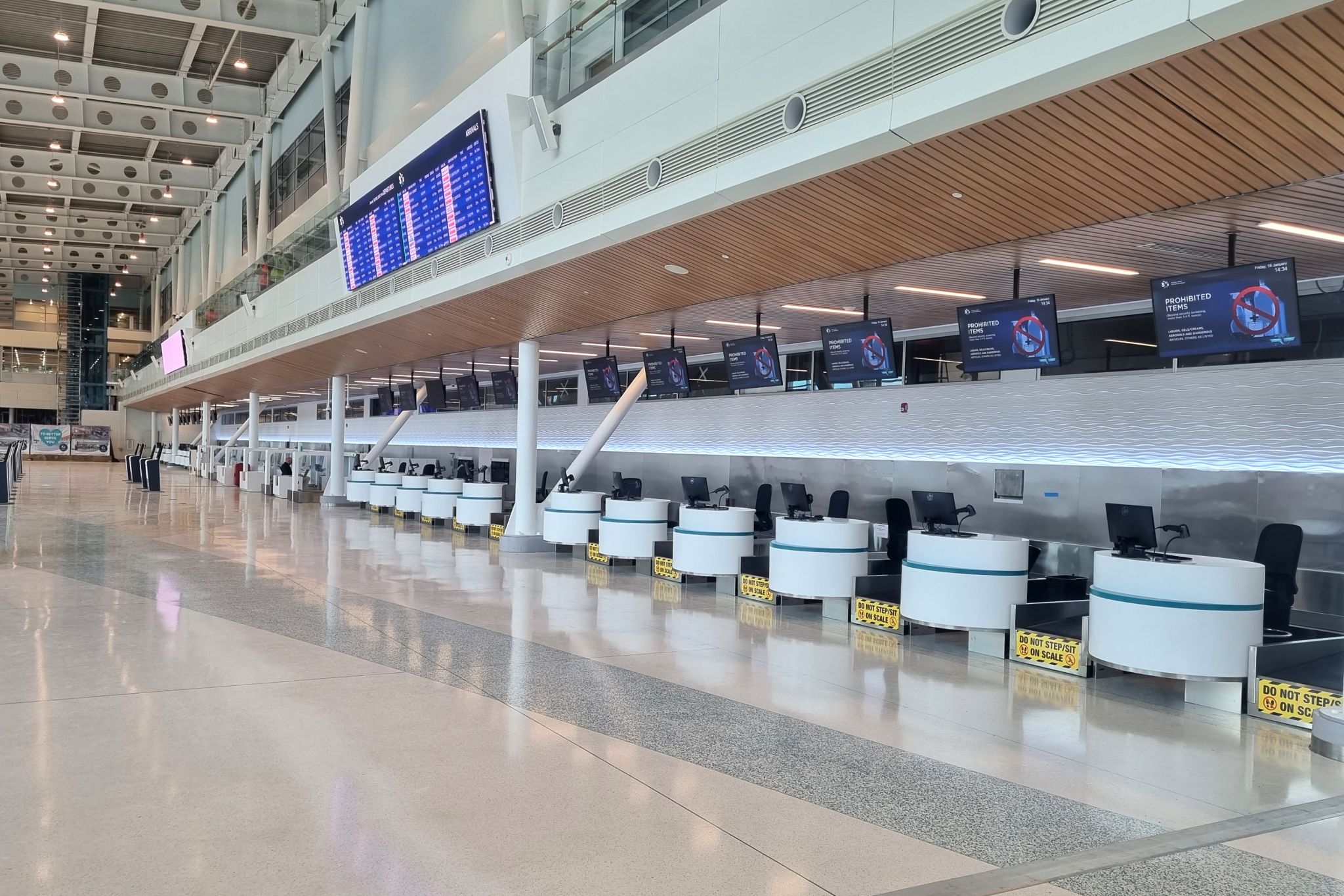check-in conveyors