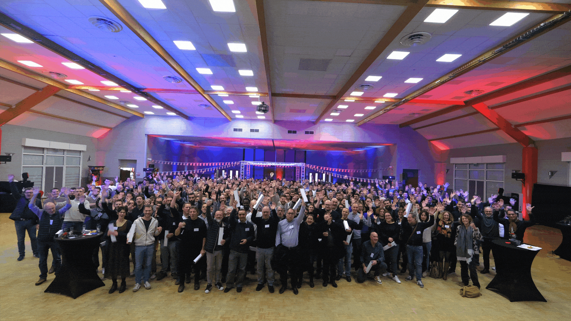 GIF del equipo del Grupo Alstef